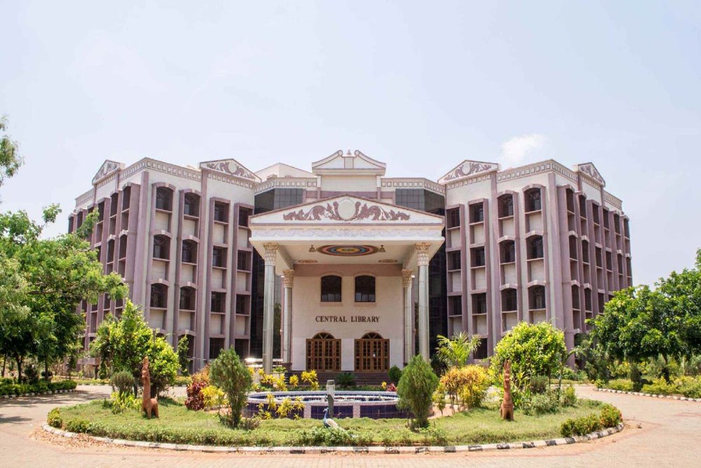 NIT Tiruchirappalli central library